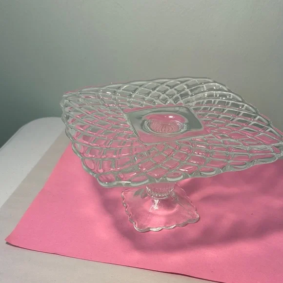 Vintage LE Smith Trellis Clear Glass Square Pedestal Cake Stand - Picture 1 of 15